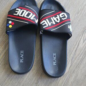 The Children’s Place Game Mode Slides | Big Kids 5